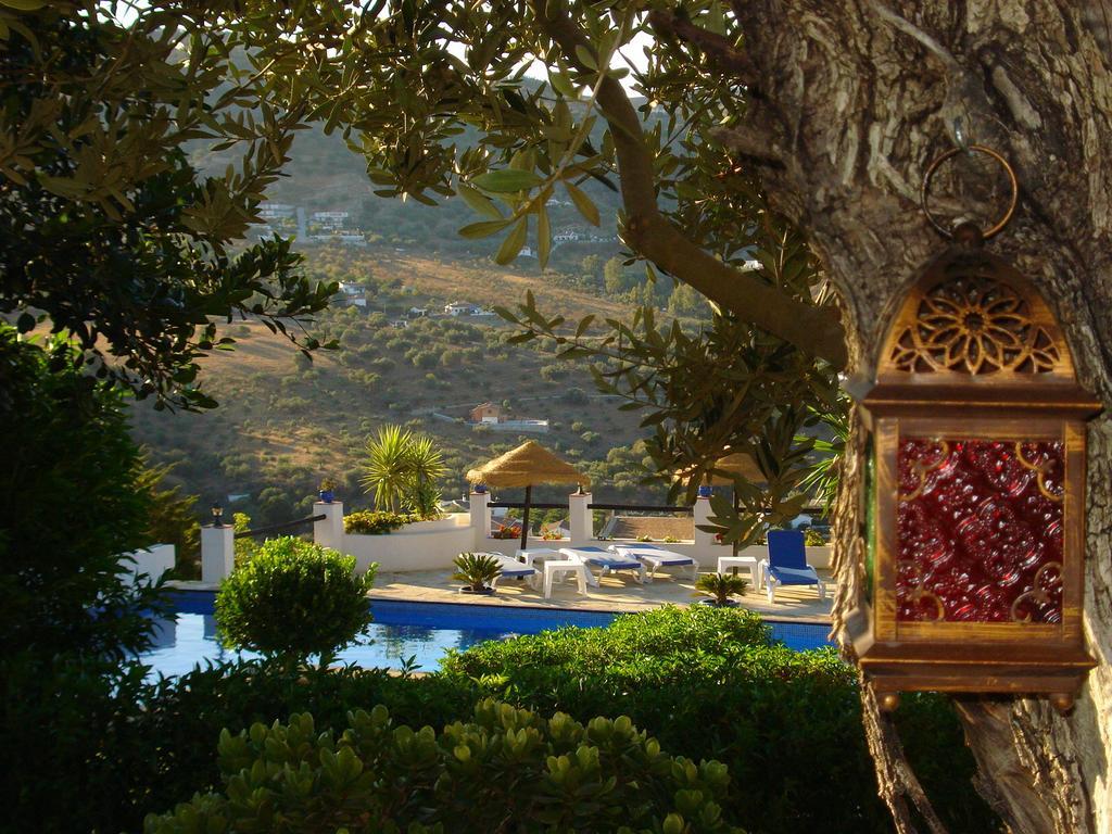 Hotel Cortijo De Salia Alcaucin Luaran gambar