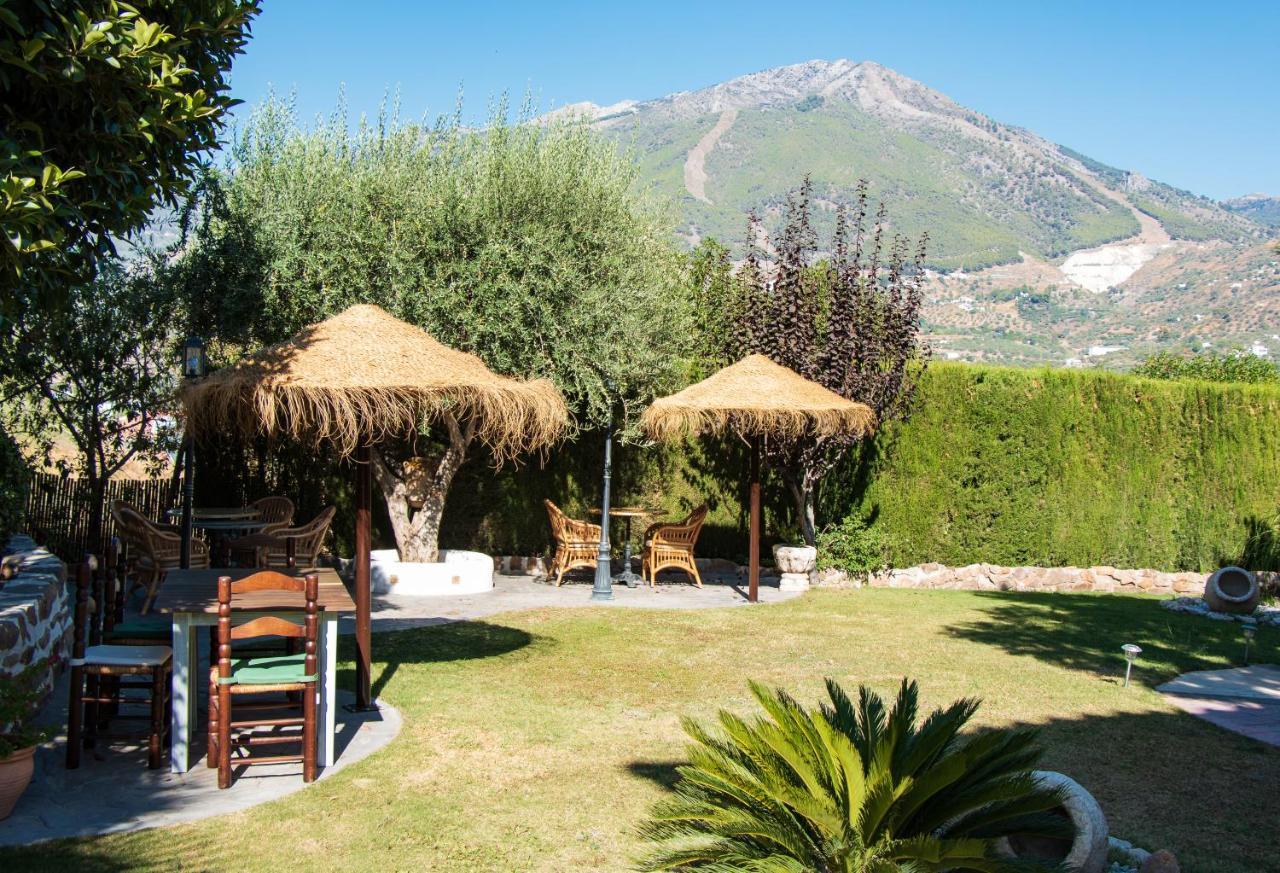 Hotel Cortijo De Salia Alcaucin Luaran gambar