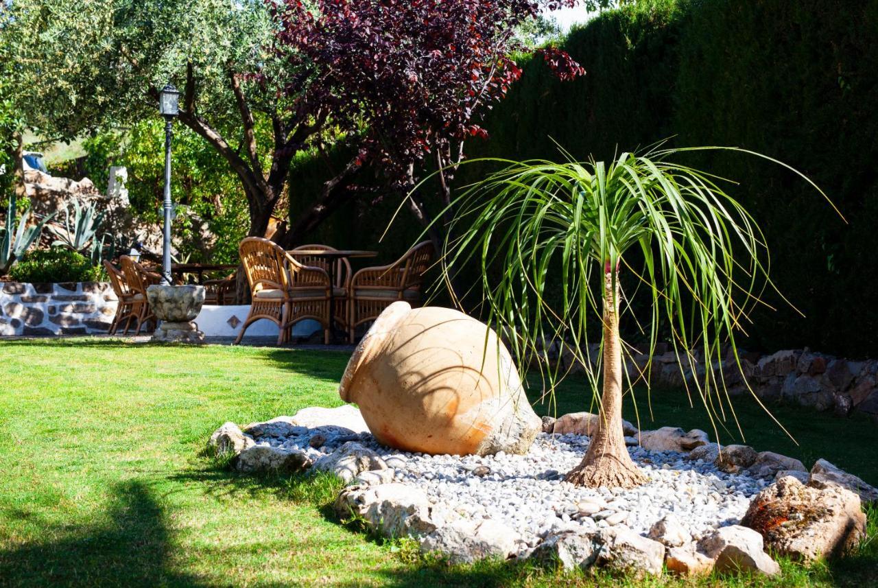 Hotel Cortijo De Salia Alcaucin Luaran gambar