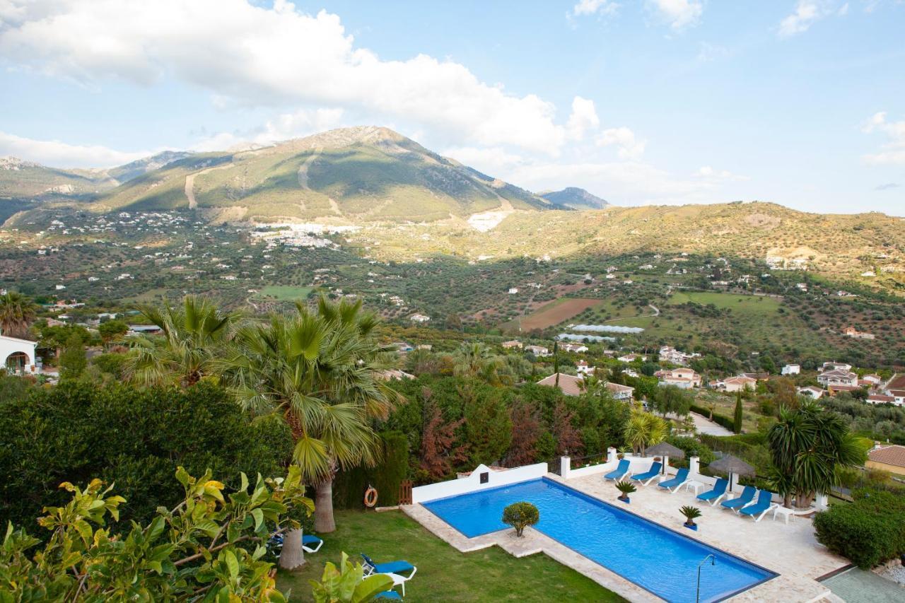 Hotel Cortijo De Salia Alcaucin Luaran gambar