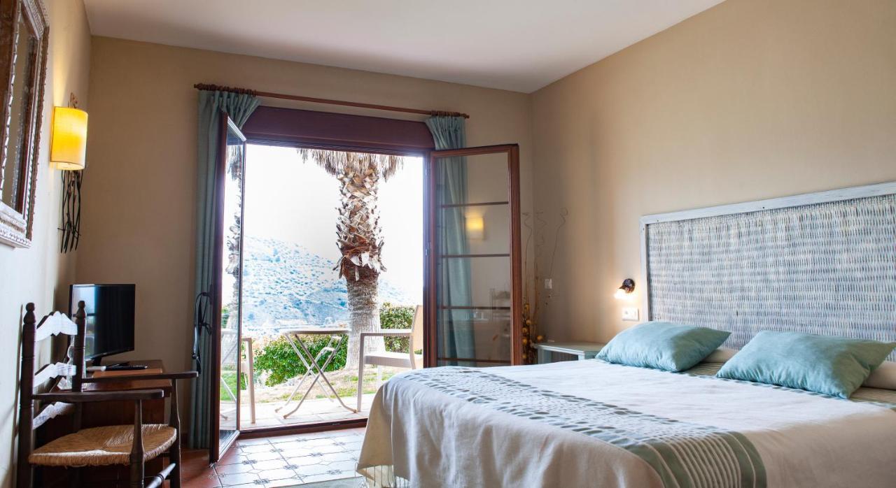 Hotel Cortijo De Salia Alcaucin Luaran gambar