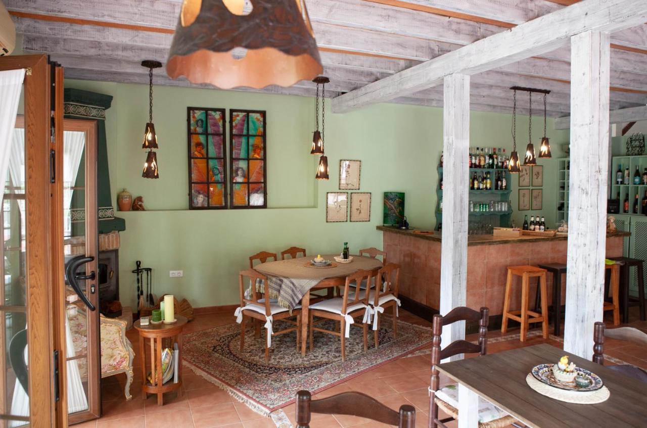 Hotel Cortijo De Salia Alcaucin Luaran gambar